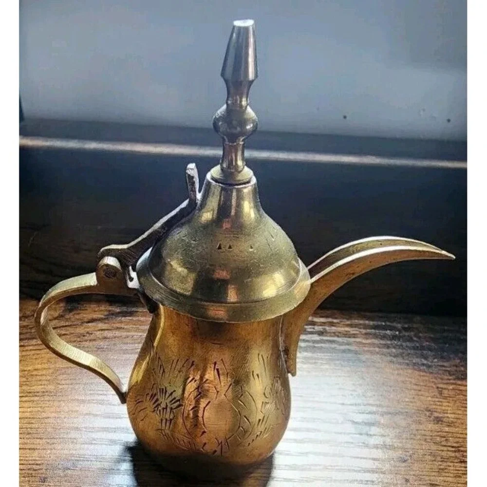 Antique Mini Islamic Middle East Dallah Brass Coffee‎ pot Copper 5" UAE Signed - Picture 3 of 8